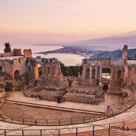 Romantica casa a Taormina Esterno foto