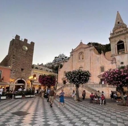 Romantica casa a Taormina Esterno foto